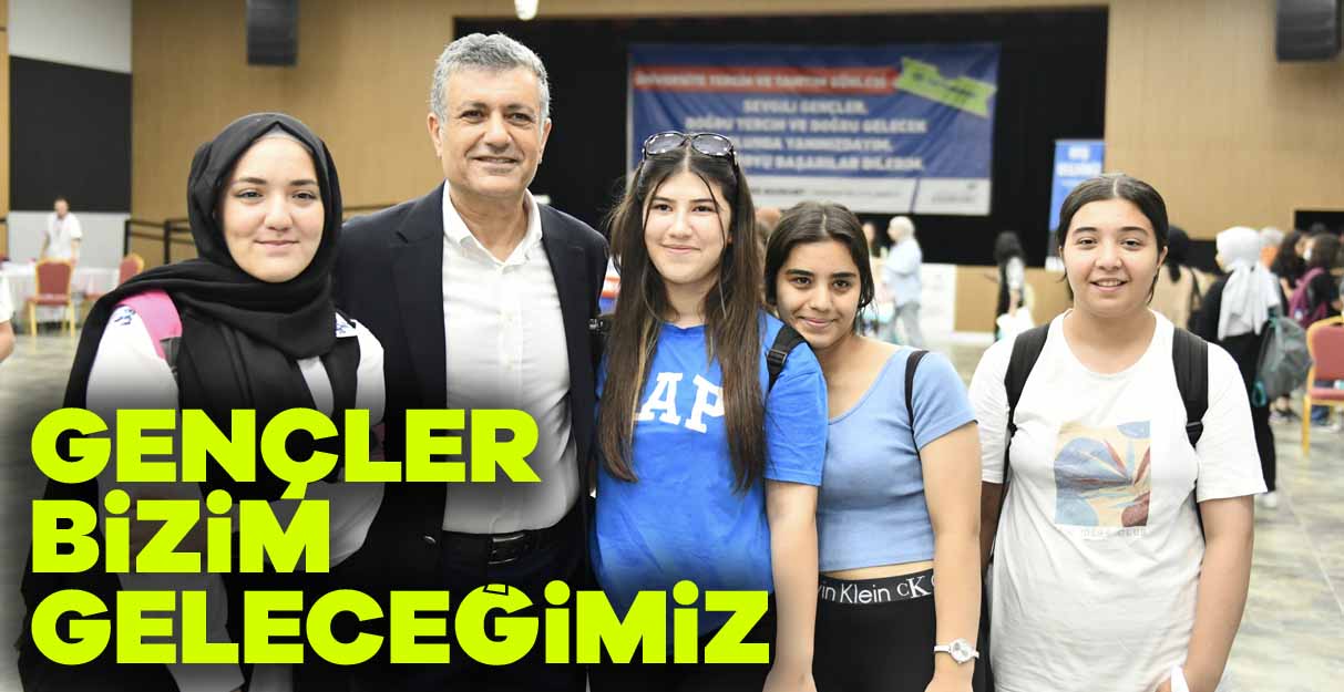 Bozkurt: Gençler bizim geleceğimiz