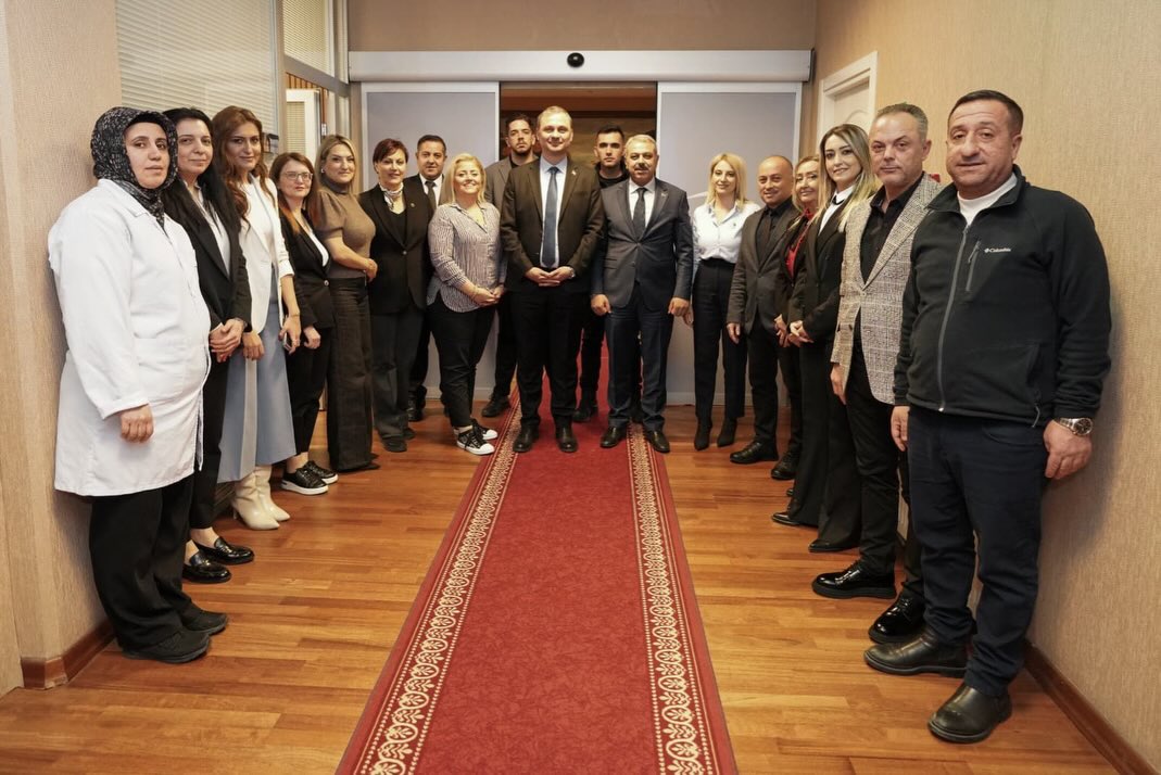 Serkan Çebi personelle bayramlaştı