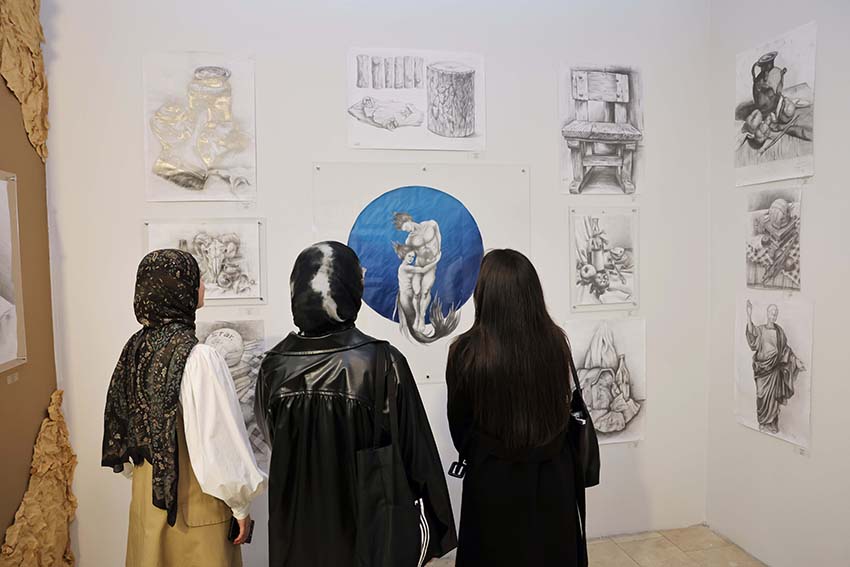 Öğrencilerden kabuk sergisi