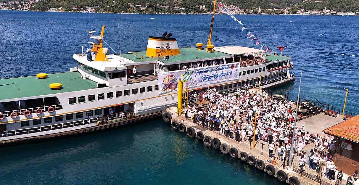 62 ülkenin gençleri Boğaz’ın büyüsüne kapıldı